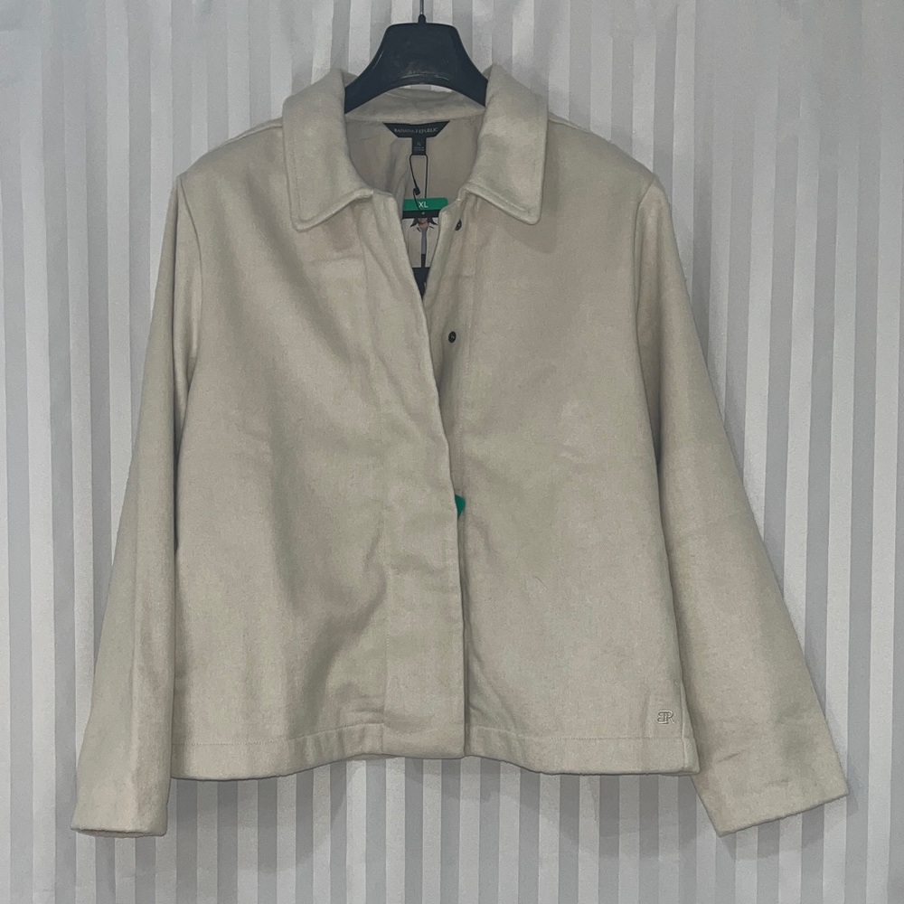 Banana Republic Women's Snap Front Cream Jacket